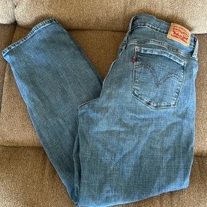 Levi’s 505 Women’s Jeans. Size 10.